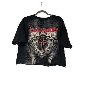 Xtreme Couture Cropped Graphic Tee – Skulls & Cross Design XL